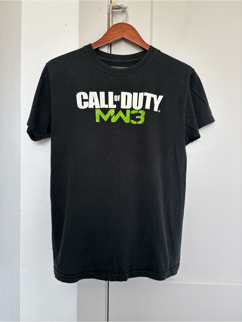 CALL OF DUTY MW3 GRAPHIC T-SHIRT BLACK MEN’S SMALL